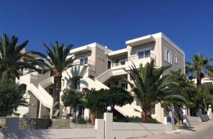 Gallery image of Maria Suites in Platanias