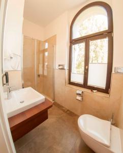Ein Badezimmer in der Unterkunft Pension VILLA KLEINE WARTBURG