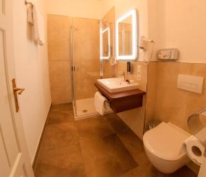 Ein Badezimmer in der Unterkunft Pension VILLA KLEINE WARTBURG