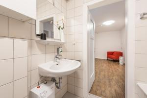 Kylpyhuone majoituspaikassa Wohnen auf Zeit - Innenstadt-Appartements