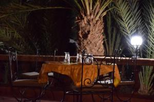 Mynd úr myndasafni af Hotel Carrefour des Nomades í Mhamid