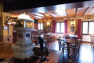 Restaurace v ubytování Hostatgeria Sant Jaume