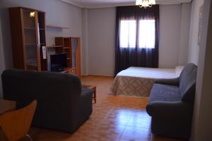Kép Apartahotel Villa de Parla szállásáról Parlában a galériában