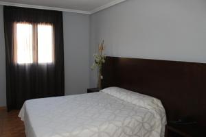 Kép Apartahotel Villa de Parla szállásáról Parlában a galériában