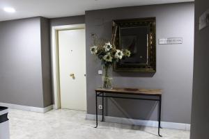 Kép Apartahotel Villa de Parla szállásáról Parlában a galériában
