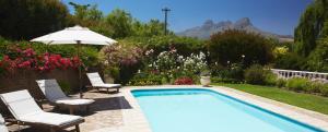 Πισίνα στο ή κοντά στο Acara Guesthouse & Cottages