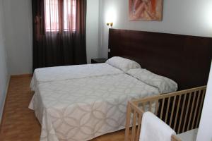 Kép Apartahotel Villa de Parla szállásáról Parlában a galériában
