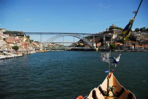 Afbeelding uit fotogalerij van Porto Sea Front Apartment in Lavra