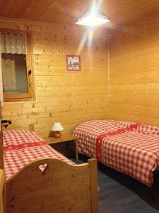 Postel nebo postele na pokoji v ubytování Chalet La R'Batte