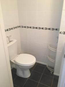 A bathroom at Royal Pier 