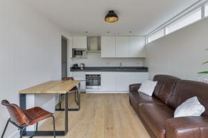 Køkken eller tekøkken på Modern Bungalow Zandvoortselaan