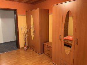 Fotografie z fotogalerie ubytování Ferienwohnung - Kurz v destinaci Sankt Wendel