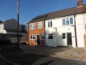 Gallery image of 4 Bed Farnborough Air Accommodation in Farnborough