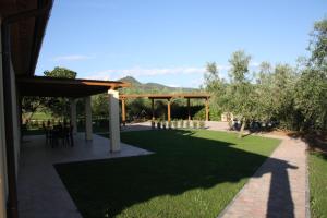 Κήπος έξω από το Agriturismo Dallolivo