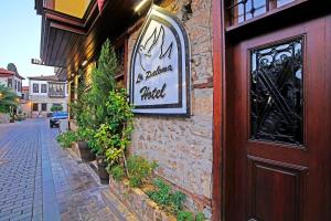 Afbeelding uit fotogalerij van La Paloma Hotel in Antalya