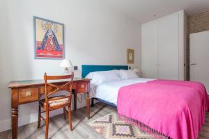 Posteľ alebo postele v izbe v ubytovaní Apartamentos RG Dúplex San Bernardo