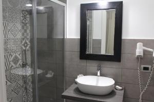 A bathroom at Hotel Miramare