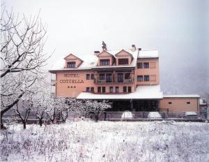 Hotel Cotiella im Winter