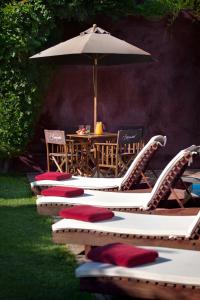 Um jardim em Posada Borravino