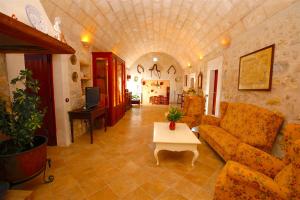 Posezení v ubytování Quality Villa Es Molí + 25 fotografií