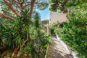 Zahrada ubytování Elviria beach front apartment