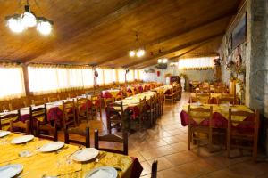 Un restaurant sau alt loc unde se poate mânca la Agriturismo Falode