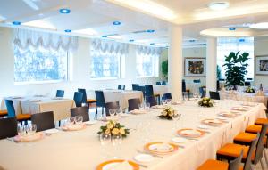 A restaurant or other place to eat at Park Hotel Centro Congressi