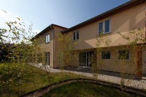 Foto da galeria de SFK -Maison Moderne-Jardin-Parking-10mn Strasbourg em Vendenheim