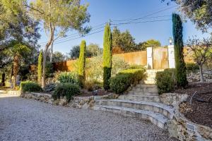 Κήπος έξω από το Villa Les Lucioles