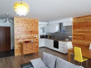 Kuchyňa alebo kuchynka v ubytovaní Apartman-Bruno