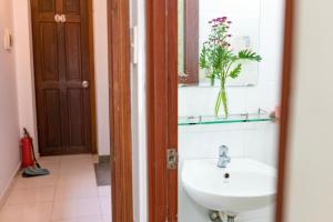 Koupelna v ubytování My Home Guest House