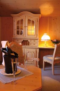Posedenie v ubytovaní Hotel Omesberg