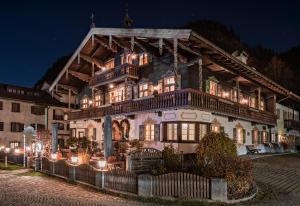 Galeriebild der Unterkunft Landhaus Lenzenhof in Reit im Winkl