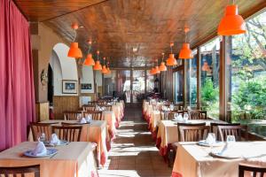 Restaurace v ubytování Hotel Las Truchas