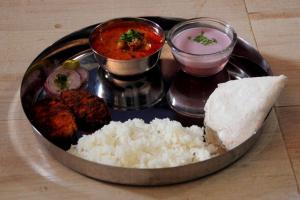 Φαγητό σε αυτός ο ξενώνας ή κάπου εκεί κοντά