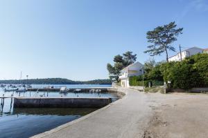 Fotografie z fotogalerie ubytování Apartmani Maris III v Rabu