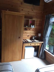 Kuchyň nebo kuchyňský kout v ubytování Travellers Retreat B&B