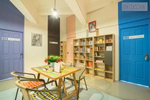 Biblioteca no hostel