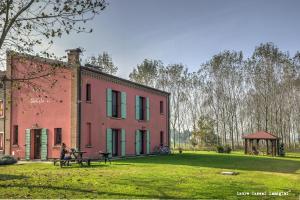 Budova, kde se the country house nachází