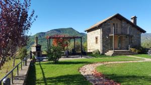 A general mountain view or a mountain view taken from the country house