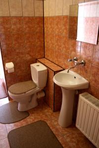 Koupelna v ubytování ISMA - tanie pokoje w centrum Karpacza, bezpłatny parking, cicha okolica