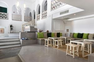 Kuchyň nebo kuchyňský kout v ubytování Kalypso Hotel
