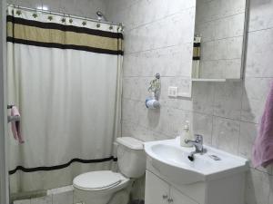 Phòng tắm tại Residencial Universitaria