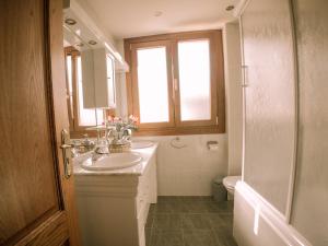 Koupelna v ubytování GURE-LUR casa rural