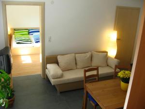 A seating area at Apart Panoramablick