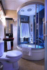 Gallery image of Valley Front View Hotel in Ikeja