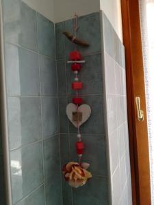 A bathroom at Marmot Apartment