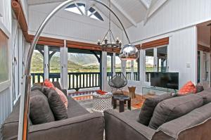 A seating area at Moon River House