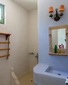 Ванна кімната в Villa Martha in Kea