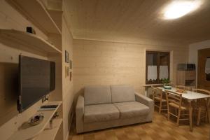 Ruang duduk di casa per vacanze Letizia